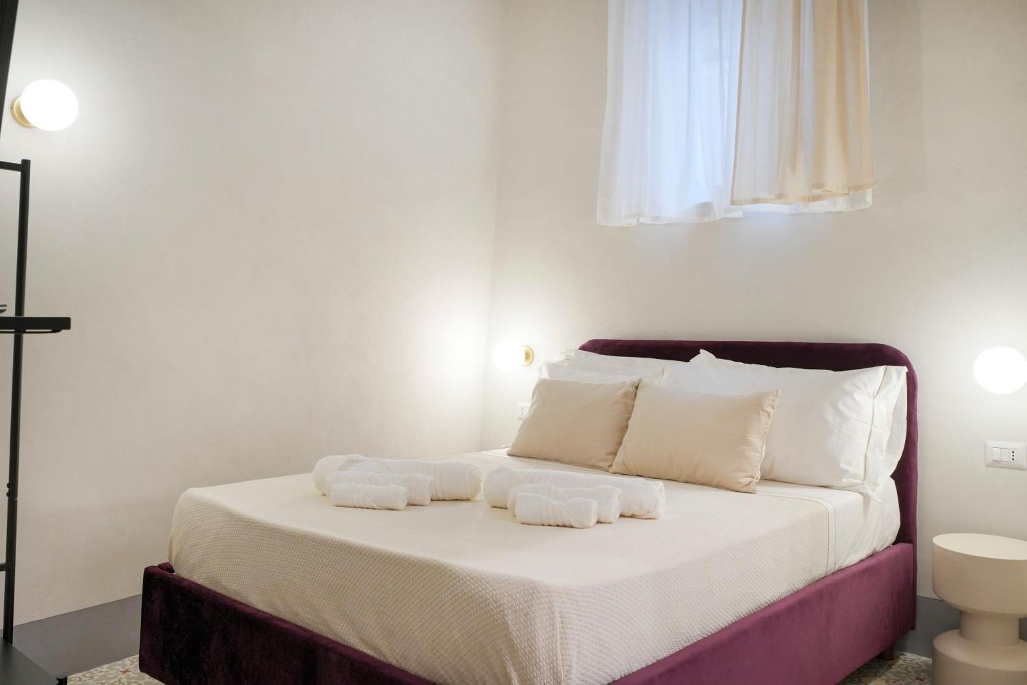 Mimi'S Rooms - Charming Old Town Bari Exterior foto